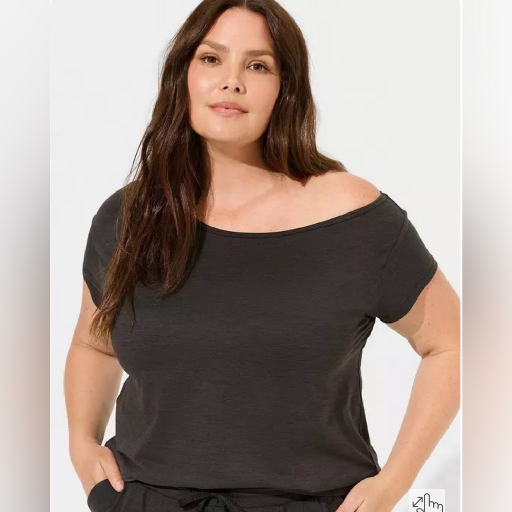 Torrid Gray Off-the-Shoulder Relaxed Tee Shirt 2 XXL